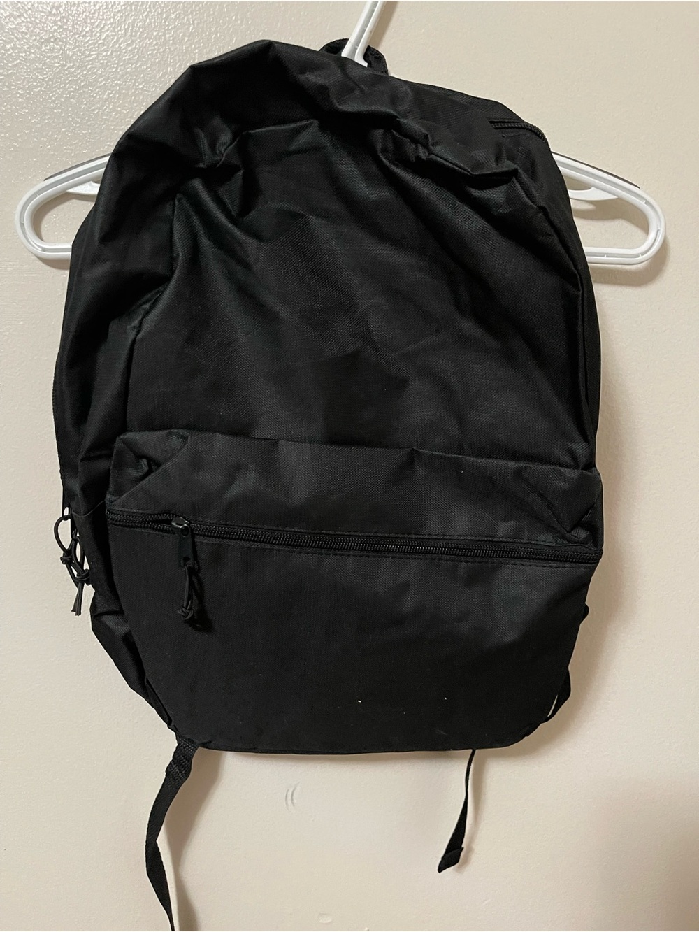 Moda Black Men's Backpack with Front Zip Pocket